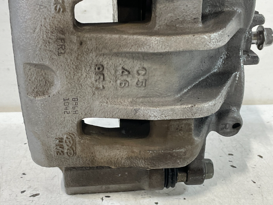 2020-2025 HYUNDAI PALISADE FRONT RIGHT SIDE BRAKE CALIPER W/ BRAKE PADS