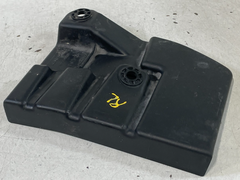 Load image into Gallery viewer, 23-25 HONDA HR-V REAR LEFT SIDE QUARTER WHEELHOUSE LINER STRAKE SHIELD # 100666
