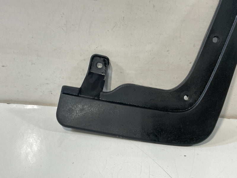 Load image into Gallery viewer, 2021-2023 HYUNDAI SANTA FE FRONT LEFT DRIVER SIDE MUD SPLASH FLAP GUARD # 101874
