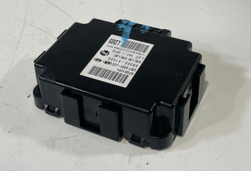 Load image into Gallery viewer, 2021 - 2023 HYUNDAI SANTA FE LDC POWER CONVERTER INVERTER MODULE UNIT # 101910

