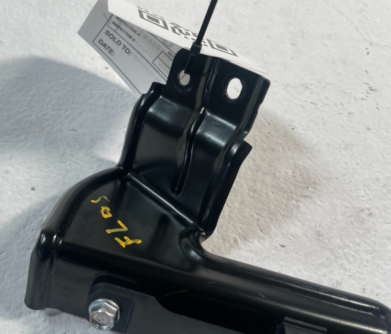 Load image into Gallery viewer, 2023-2025 ACURA INTEGRA LEFT KEY LESS ENTRY ANTENNA RECEIVER MODULE # 106682
