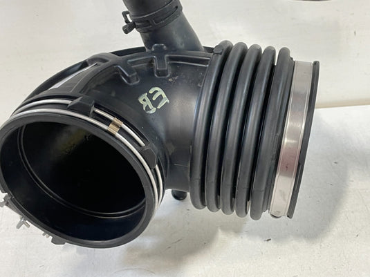 2019-23 GENESIS G70 ENGINE AIR CLEANER INTAKE HOSE TUBE 2.0L 28130-J5100