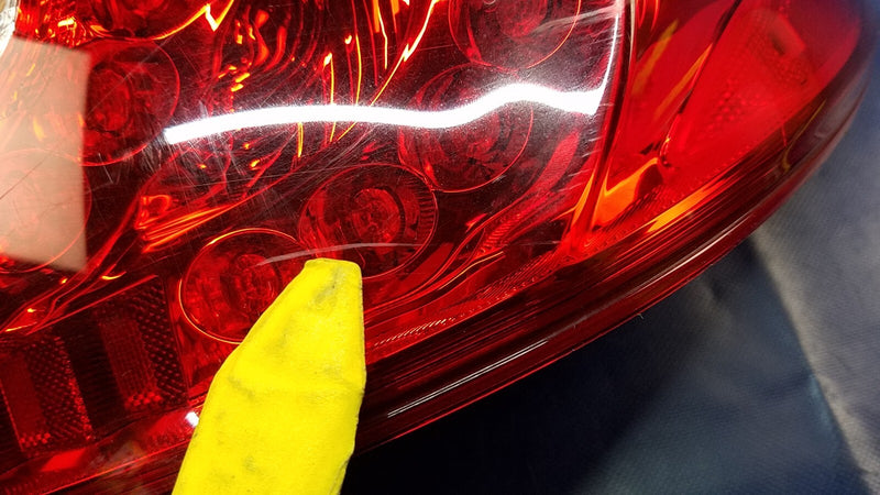 Load image into Gallery viewer, 11-14 INFINITI M35h M37 M56 Q70 RIGHT TAIL LIGHT QUARTER PANEL MOUNTED # 75023
