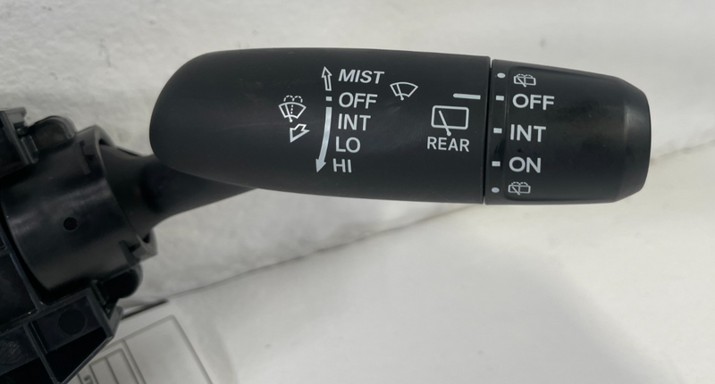 Load image into Gallery viewer, 23-25 HONDA HR-V WIPER TURN SIGNAL HEADLIGHT COMBINATION COLUMN SWITCH # 105452
