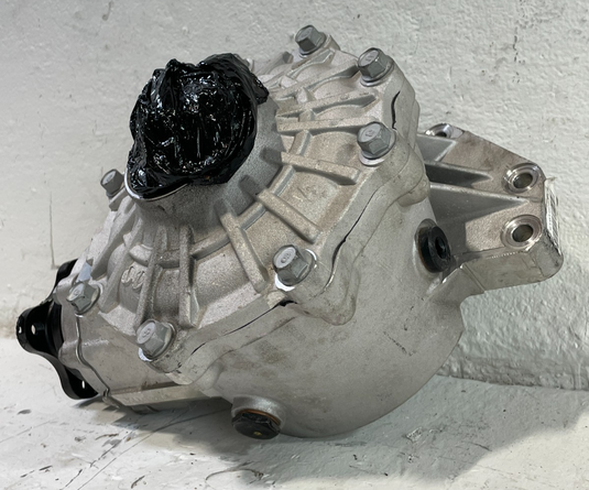 2019-2023 GENESIS G70 RWD FRONT AXLE DIFFERENTIAL CARRIER 3K MILES 2.0L