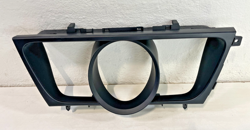 Load image into Gallery viewer, 21 - 25 HYUNDAI ELANTRA SPEEDOMETER INSTRUMENT CLUSTER TRIM BEZEL COVER # 104629
