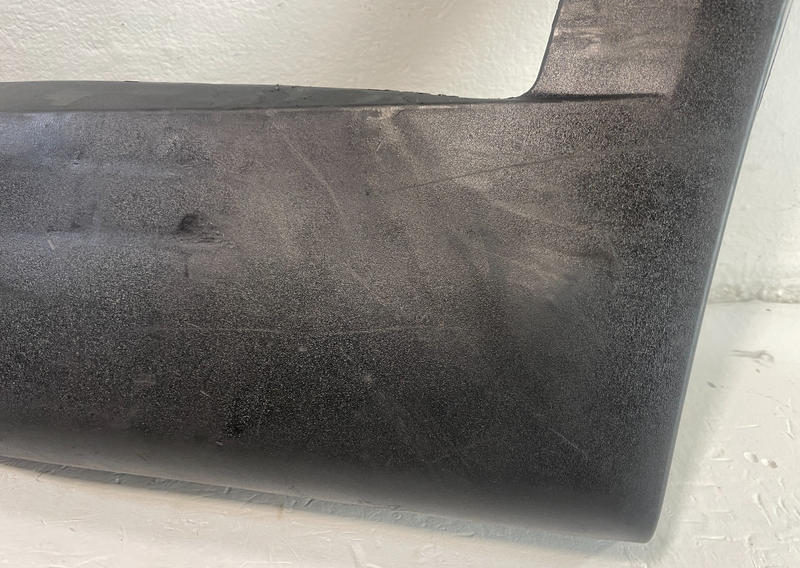 Load image into Gallery viewer, 22-24 HYUNDAI TUCSON REAR LEFT DOOR LOWER WHEEL ARCH FLARE MOLDING # 104865
