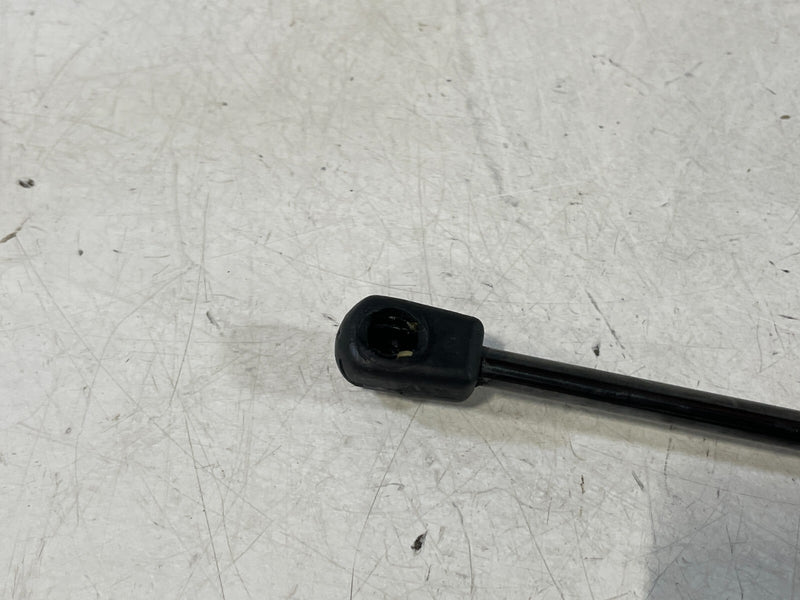 Load image into Gallery viewer, 18-23 KIA STINGER FRONT LEFT &amp; RIGHT SIDE HOOD BONNET LIFT SUPPORT PAIR # 99617

