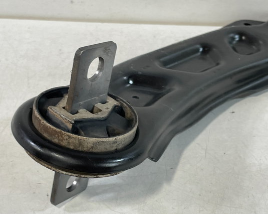 2017 - 2019 INFINITI QX30 FWD REAR RIGHT SIDE TRAILING UPPER CONTROL ARM