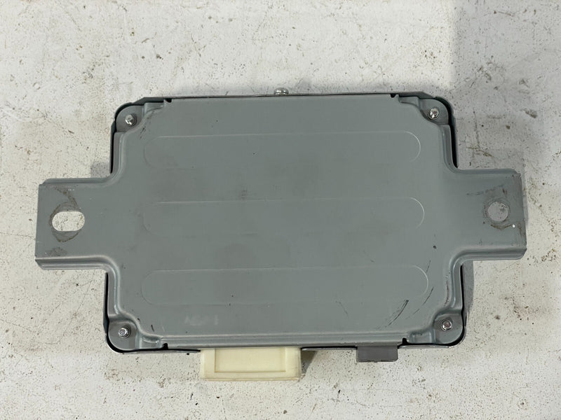 Load image into Gallery viewer, 2022 - 2024 HONDA CIVIC VOLTAGE STABILIZER MANAGMENT CONTROL MODULE UNIT # 81300
