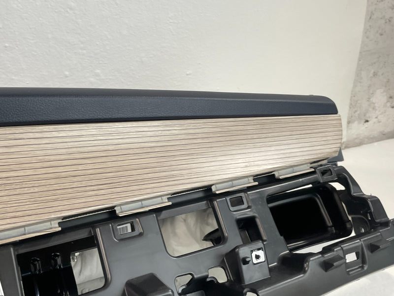 Load image into Gallery viewer, 2020 - 2022 HYUNDAI PALISADE INSTRUMENT PANEL PAD DASHBOARD ASSEMBLY # 103638
