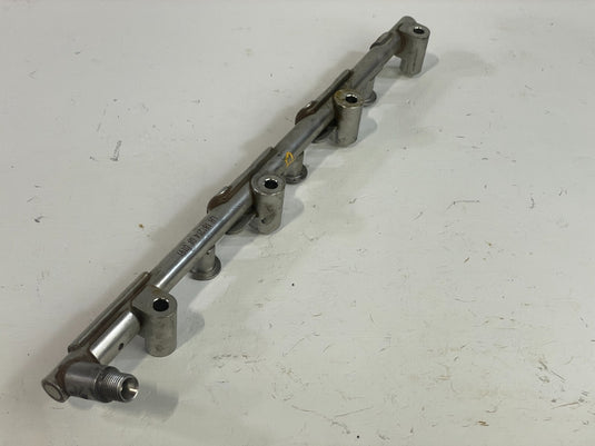 16 - 20 INFINITI Q50 17-20 Q60 3.0L FRONT LEFT ENGINE FUEL INJECTOR RAIL