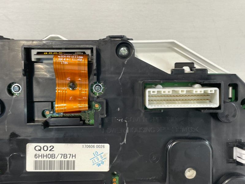 Load image into Gallery viewer, 2018 - 2019 INFINITI Q50 SPEEDOMETER INSTRUMENT CLUSTER 68K MILES 2.0L # 93882
