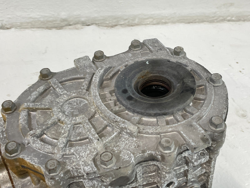 Load image into Gallery viewer, 20-23 HYUNDAI PALISADE AWD AUTOMATIC TRANSMISSION TRANSFER CASE ASSEMBLY #102393

