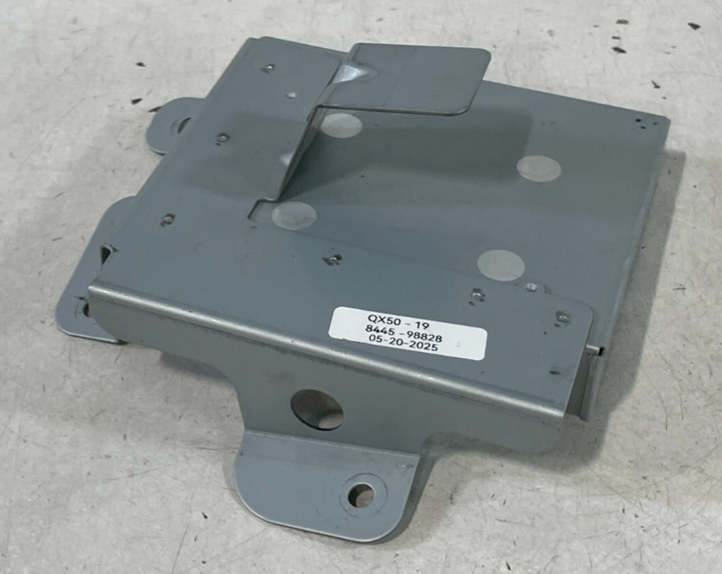 Load image into Gallery viewer, 2019-2020 INFINITI QX50 DRIVER ASSIST CAMERA CONTROL COMPUTER MODULE # 98828
