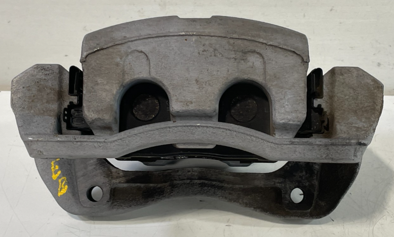 Load image into Gallery viewer, 2020-2025 HYUNDAI PALISADE FRONT RIGHT PASSENGER SIDE BRAKE CALIPER 3.8L #104111
