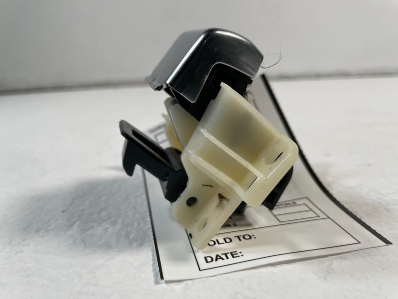 Load image into Gallery viewer, 2023 - 2026 HONDA HR-V CENTER CONSOLE ARMREST LID COVER LATCH LOCK # 106397
