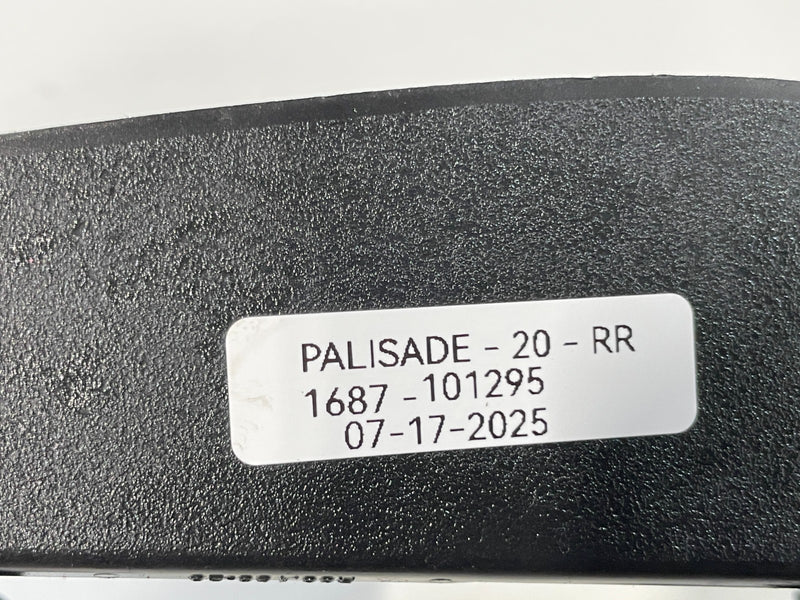 Load image into Gallery viewer, 20-22 HYUNDAI PALISADE REAR RIGHT BLIND SPOT RADAR SENSOR MODULE BRACKET #101295
