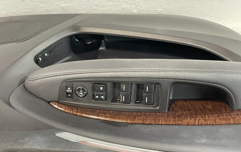 Load image into Gallery viewer, 2017-2020 ACURA MDX FRONT LEFT DRIVER SIDE INTERIOR DOOR TRIM PANEL # 102787
