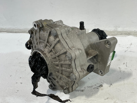 22-23 KIA STINGER AWD FRONT DIFFERENTIAL CARRIER ASSEMBLY 34K MILES 2.5L