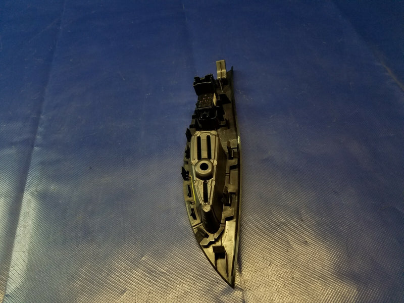 Load image into Gallery viewer, 2008 - 2012 INFINITI EX35 REAR RIGHT PASSENGER SIDE DOOR WINDOW SWITCH # 51825
