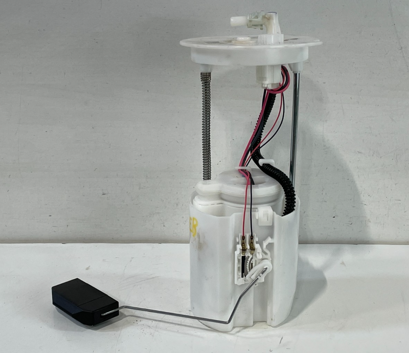 Load image into Gallery viewer, 17-25 HONDA HR-V CR-V FUEL GAS TANK PUMP SENDING UNIT MODULE 17045TLAA02 #10 (1)
