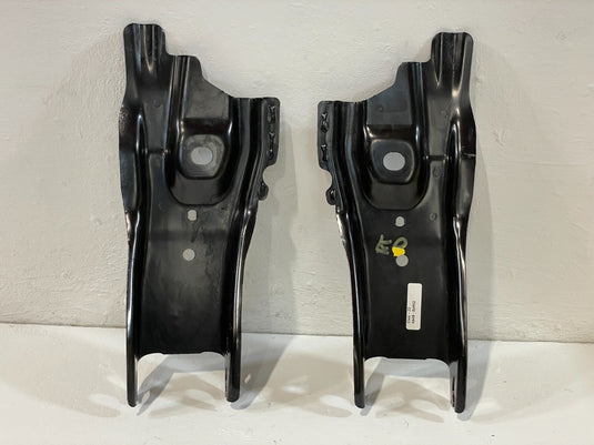 22-25 HONDA CIVIC ACCORD FRONT LH & RH SUBFRAME REARWARD STAY BRACKET PAIR 86952