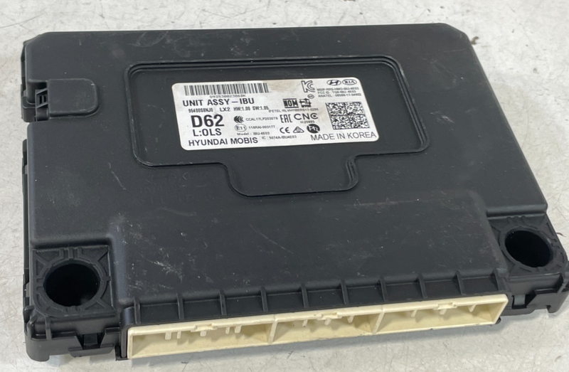 Load image into Gallery viewer, 2020 HYUNDAI PALISADE ENGINE &amp; BODY CONTROL MODULE ECM BCM W/ KEY FOB #100843
