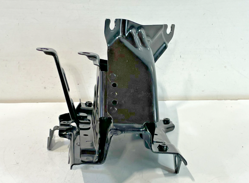 Load image into Gallery viewer, 23-25 HONDA CR-V HYBRID BATTERY TRAY LOWER HOLDER MOUNT SUPPORT BRACKET # 102663

