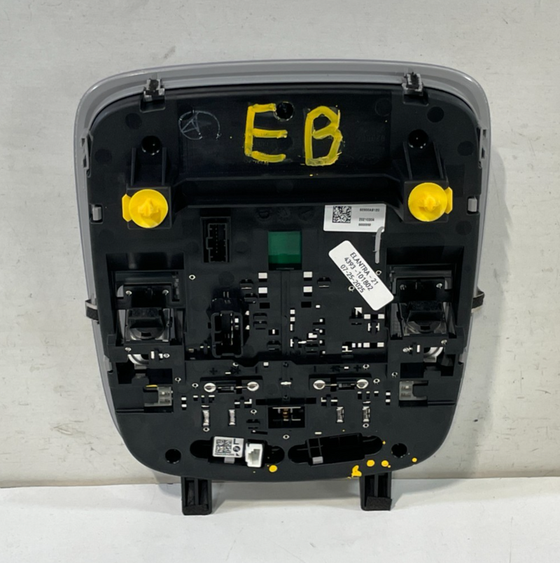 Load image into Gallery viewer, 21-23 HYUNDAI ELANTRA INTERIOR FRONT OVERHEAD ROOF MAP DOME LIGHT LAMP # 101802
