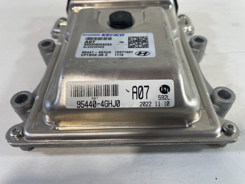Load image into Gallery viewer, 2023 HYUNDAI PALISADE AUTOMATIC TRANSMISSION CONTROL MODULE UNIT 3.8L # 105121
