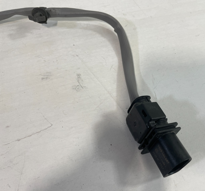 Load image into Gallery viewer, 20-25 HYUNDAI PALISADE FRONT RIGHT SIDE EXHAUST LAMBDA O2 OXYGEN SENSOR #105140
