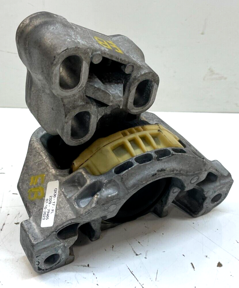 Load image into Gallery viewer, 2017 - 2019 INFINITI QX30 LEFT SIDE ENGINE MOTOR MOUNT SUPPORT BRACKET # 79405
