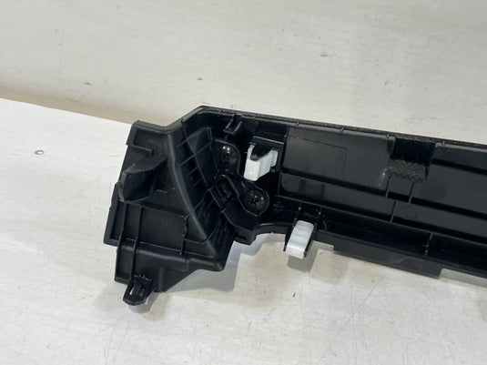2020 - 2022 HYUNDAI PALISADE RIGHT SIDE DASH UPPER MOLDING COVER PANEL