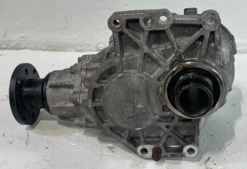 Load image into Gallery viewer, 20 - 24 HYUNDAI PALISADE 3.8L AWD AUTO TRANSMISSION TRANSFER CASE ASSY # 103118
