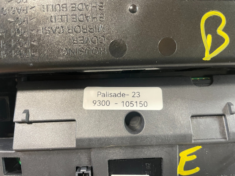 Load image into Gallery viewer, 2023 - 2025 HYUNDAI PALISADE FRONT OVERHEAD ROOF MAP DOME LIGHT LAMP # 105150

