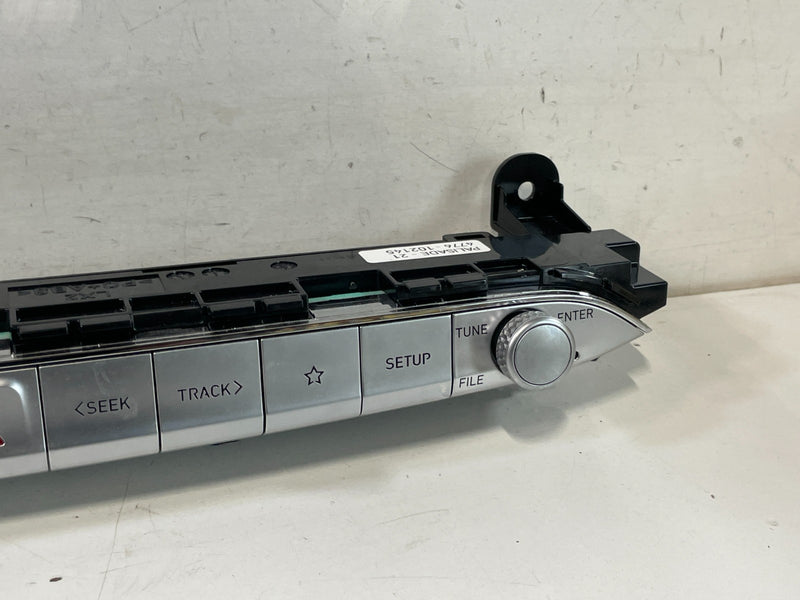 Load image into Gallery viewer, 20-22 HYUNDAI PALISADE RADIO AUDIO MEDIA CONTROL SWITCH PANEL W/ NAV # 102145
