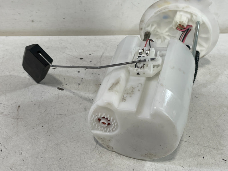 Load image into Gallery viewer, 2017-2025 HONDA HR-V CR-V FUEL GAS TANK SENDING UNIT MODULE 17045TLAA02 # 100766

