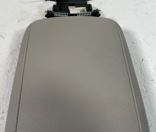2025 HYUNDAI TUCSON LIMITED CENTER CONSOLE ARM REST ARMREST LID COVER
