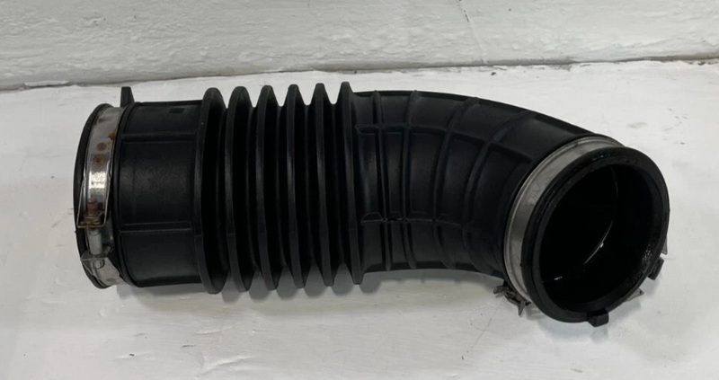 Load image into Gallery viewer, 16-25 HONDA CIVIC HR-V ENGINE AIR CLEANER INTAKE DUCT TUBE HOSE PIPE 2.0L #89561
