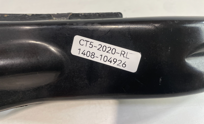 Load image into Gallery viewer, 2020-2025 CADILLAC CT5 REAR LH &amp; RH SUBFRAME CROSSMEMBER MOUNT BRACKET #104926
