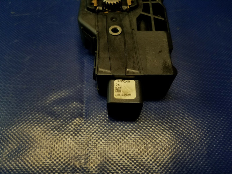 Load image into Gallery viewer, 2014 - 2020 INFINITI Q50 SUNROOF SUN ROOF MOON ROOF MOTOR 91295-4GA1A # 52048

