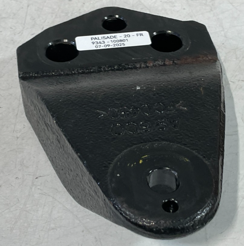 Load image into Gallery viewer, 20-22 HYUNDAI PALISADE AWD FRONT RIGHT ENGINE UPPER MOUNT SUPPORT BRACKET 100801
