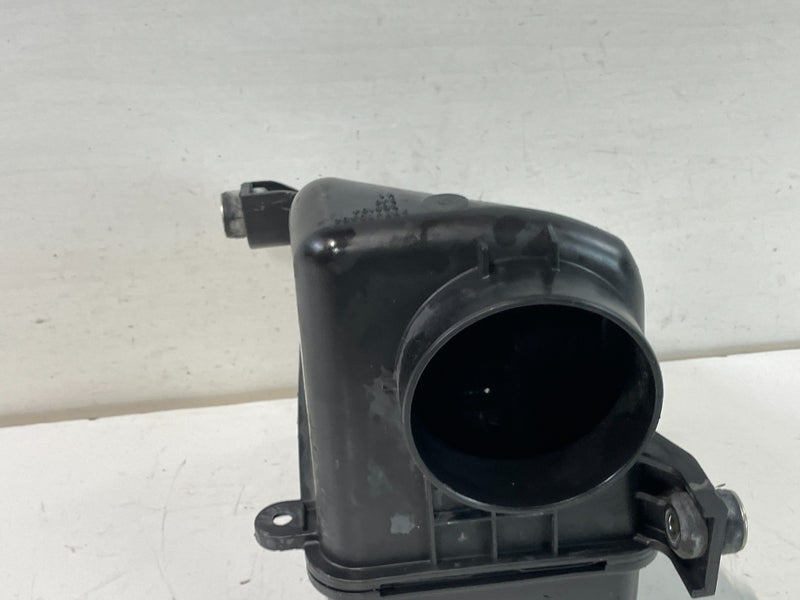Load image into Gallery viewer, 14-20 ACURA MDX ENGINE AIR CLEANER INTAKE RESONATOR CHAMBER BLACK 3.5L # 102865
