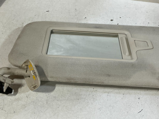 2020 - 2022 HYUNDAI PALISADE FRONT RIGHT SIDE SUNVISOR SUN VISOR BEIGE