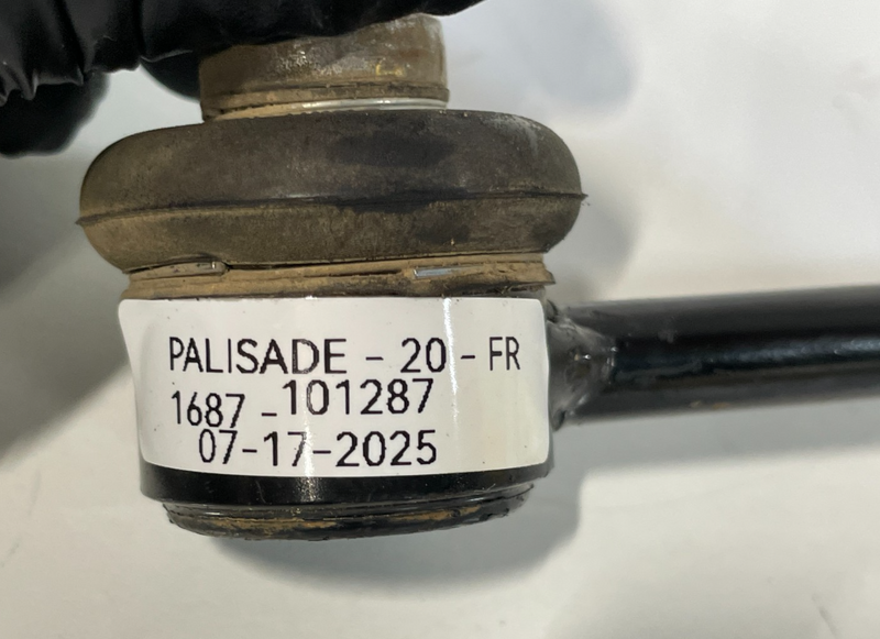 Load image into Gallery viewer, HYUNDAI SANTA FE PALISADE FRONT LH OR RH STABILIZER SWAY BAR END LINK # 101287
