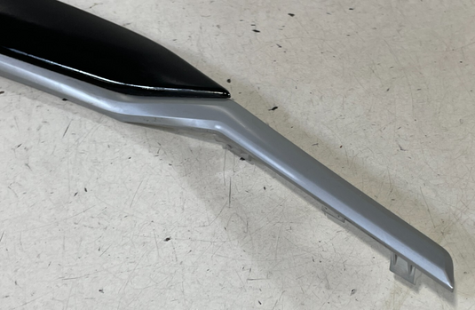 19-24 BMW 330i 330i RIGHT Drive SIDE CENTER CONSOLE BEZEL MOLDING TRIM