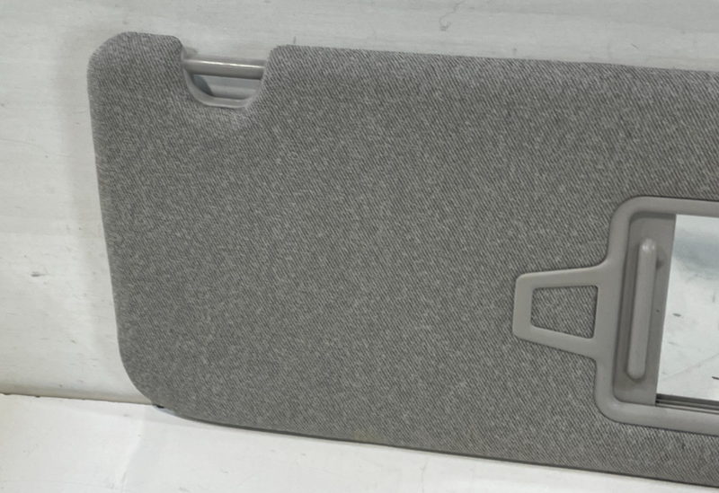 Load image into Gallery viewer, 2020 - 2023 HYUNDAI PALISADE FRONT RIGHT SIDE SUNVISOR SUN VISOR GRAY # 103566
