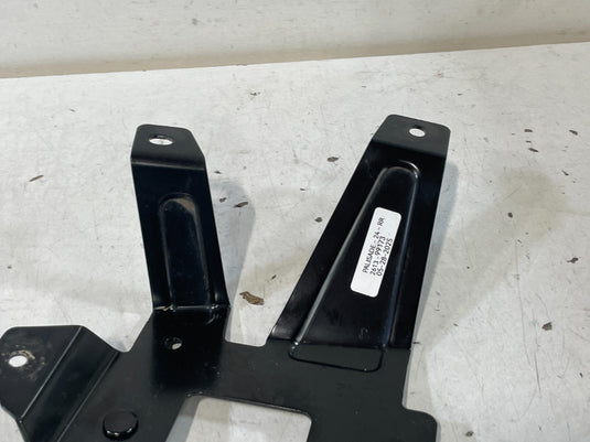 20-22 HYUNDAI PALISADE REAR RIGHT SIDE BLIND SPOT RADAR SENSOR BRACKET