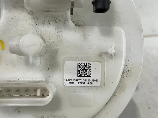 2021 - 2025 GENESIS G70 FUEL GAS PUMP SENDING UNIT ASSEMBLY 31110-J5050